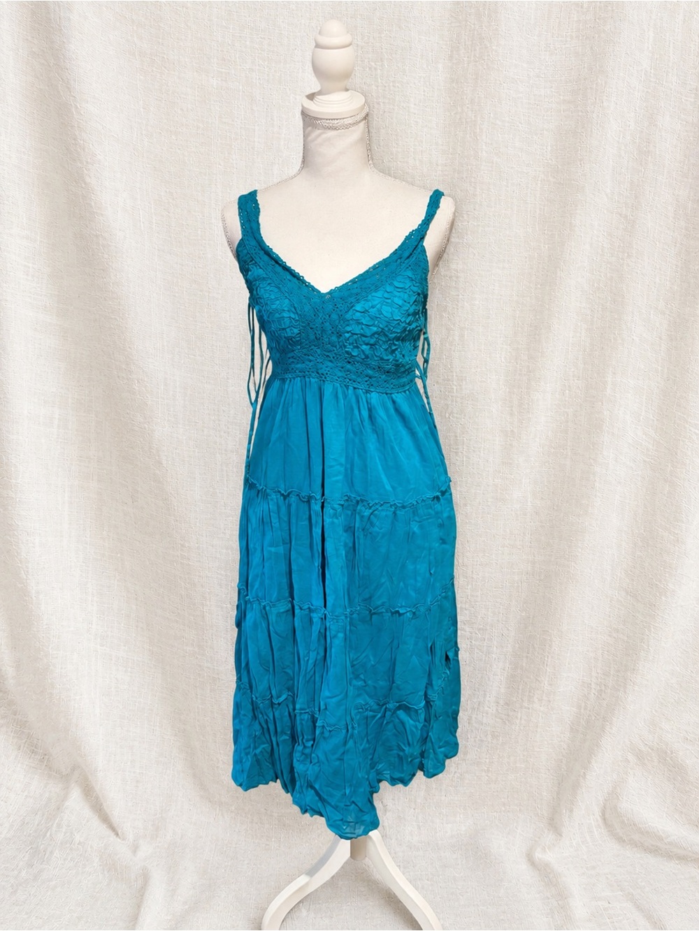 Kaktus Teal Lace Bodice Midi Dress